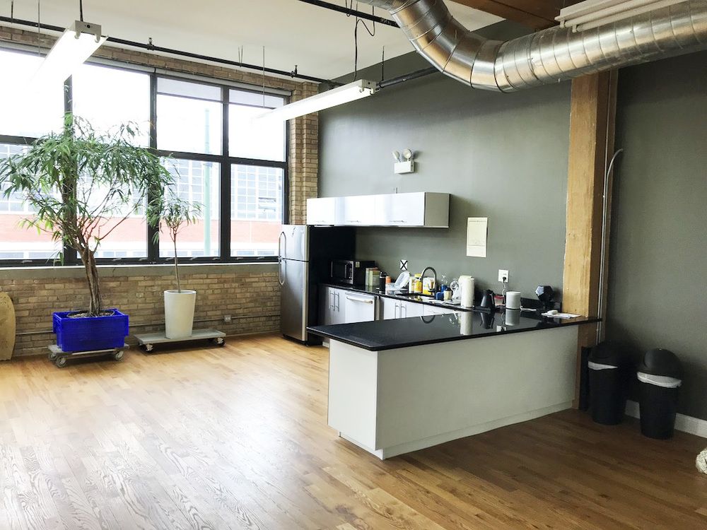 1550 W Carroll Ave, Chicago, IL 60607